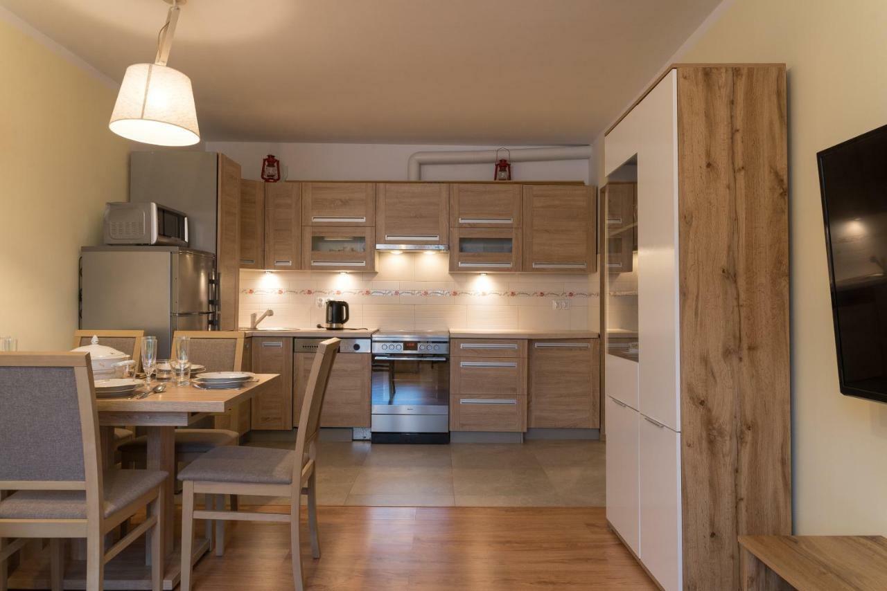 Apartament Na Urlop - Centrum - Przy Amfiteatrze - 500M Do Basenow Wisla Bagian luar foto
