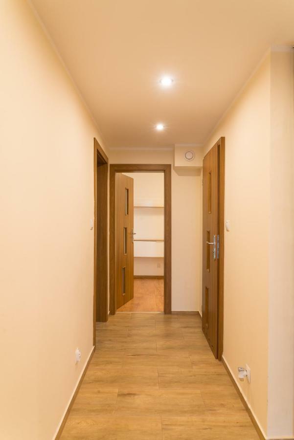 Apartament Na Urlop - Centrum - Przy Amfiteatrze - 500M Do Basenow Wisla Bagian luar foto