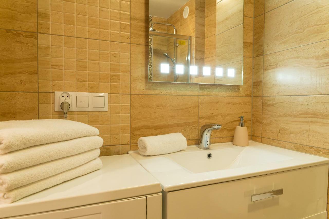 Apartament Na Urlop - Centrum - Przy Amfiteatrze - 500M Do Basenow Wisla Bagian luar foto