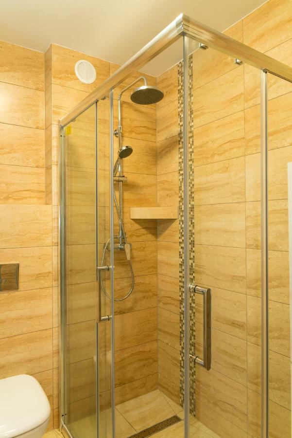 Apartament Na Urlop - Centrum - Przy Amfiteatrze - 500M Do Basenow Wisla Bagian luar foto